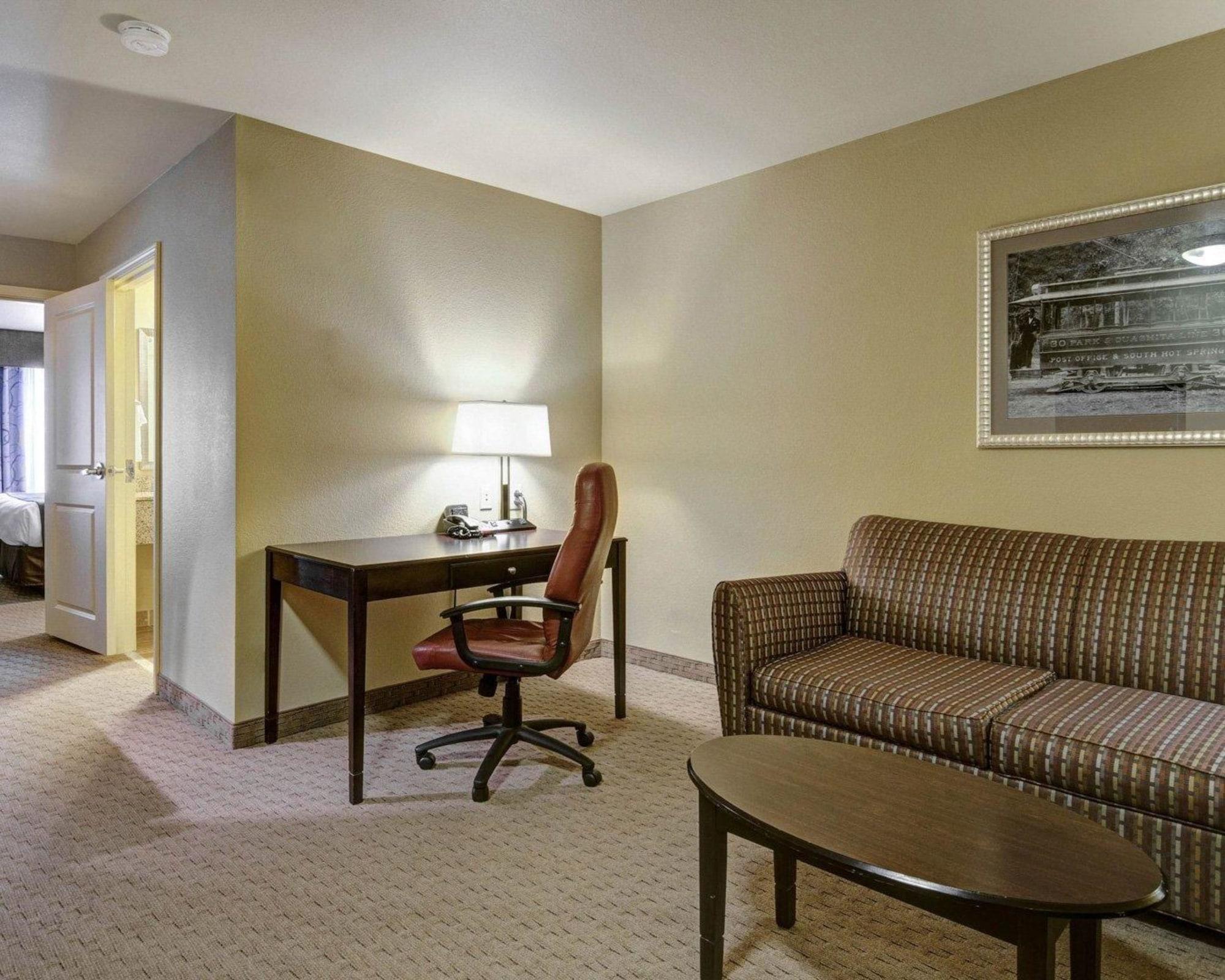 Comfort Suites Near Hot Springs Park Kültér fotó